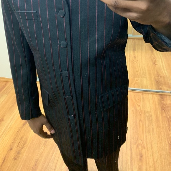 Gianni Vironi - Black and Red Pinstripe Suit - Picture 2 of 2